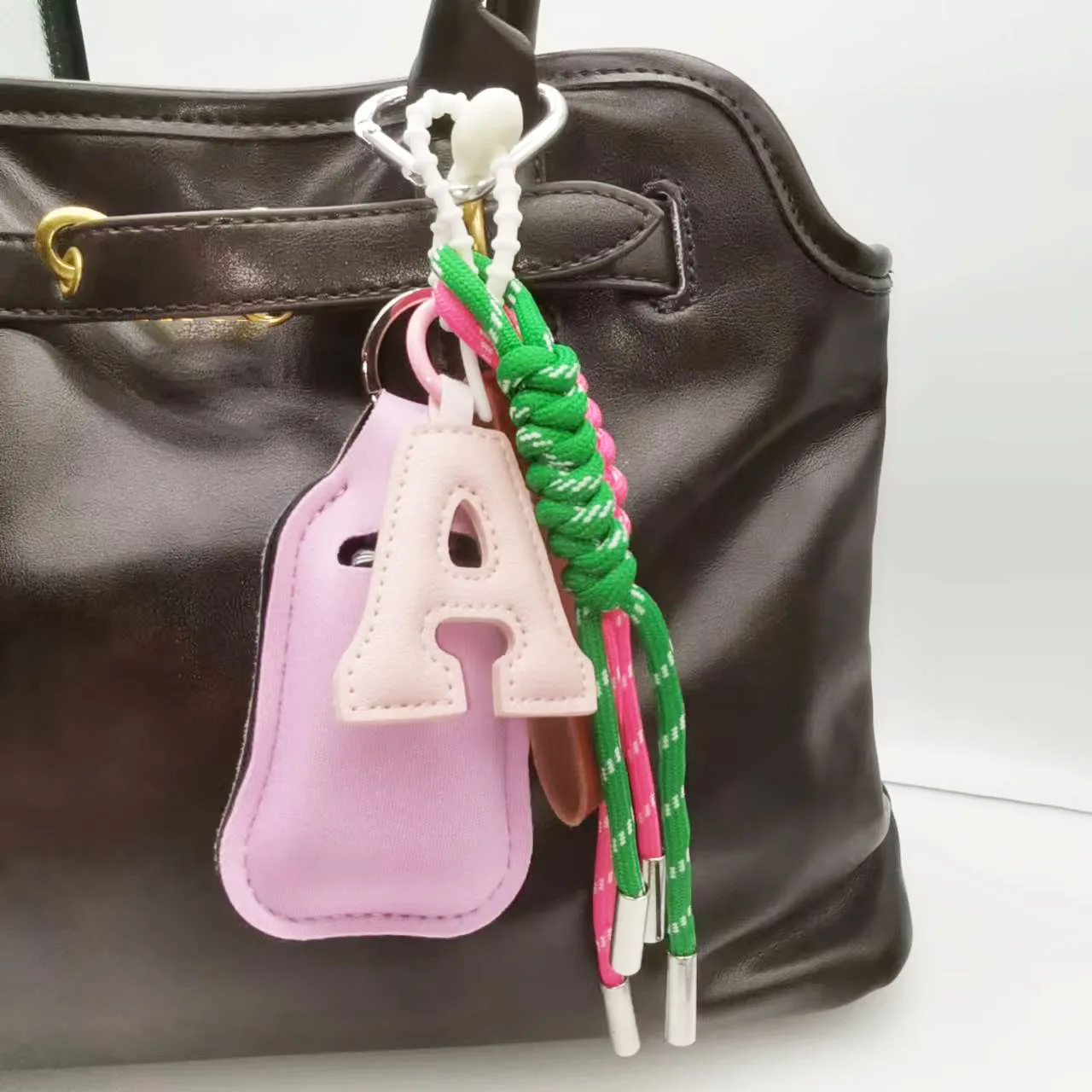 Men'S Accessories Coach - 男性と女性のためのアルファベット文字のキーホルダー,バッグアクセサリー,バッグチャーム,ハンドバッグ用ペンダント,財布,装飾チェーン,バックパック