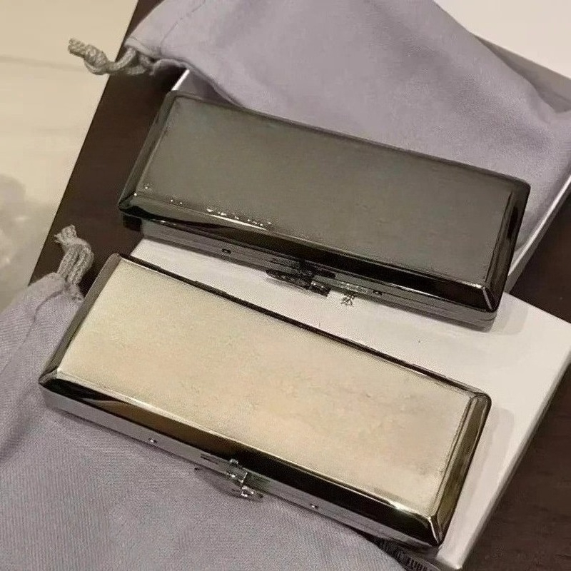 Men'S Accessories High End - ポータブル高級合金製シガレットケース 高品質パーソナライズデザイン 高級ギフト 男女兼用喫煙アクセサリー