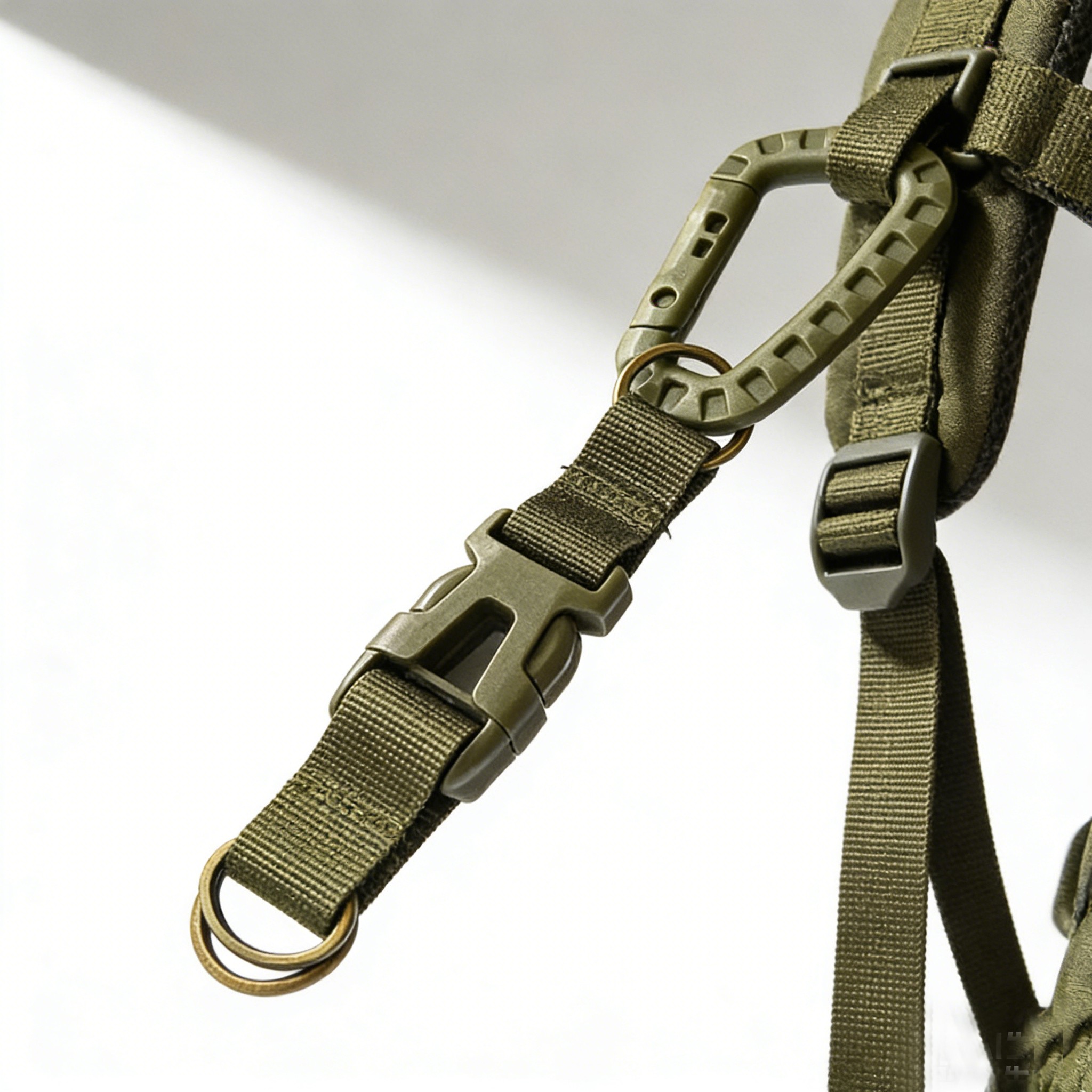 Keychain Multi Tool - アウトドアキーチェーン多機能モールウェビングベルトフック登山バックパッククイックリリースバックル旅行アクセサリー