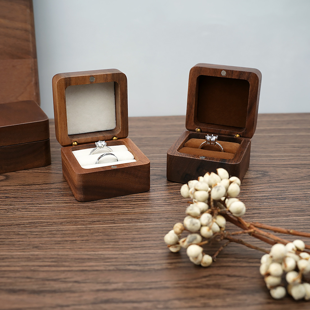 ブラックウォールナットソリッドリングボックスシングルダブルリ - Cufflink Box Set のレビューと価格