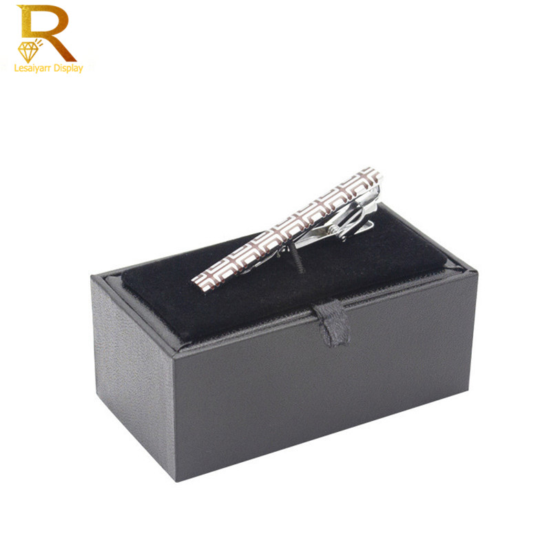 メンズカフリンクス,ギフトボックス,ブラックレザーレットオー - Cufflink Box Set のレビューと価格